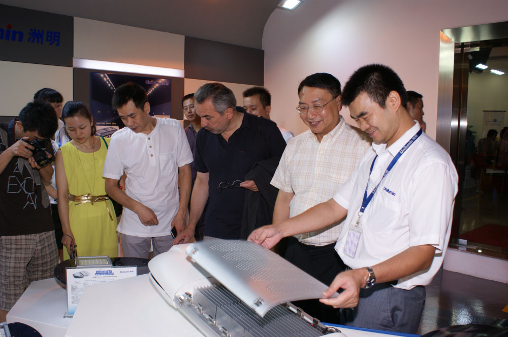 2293258890 LED路灯