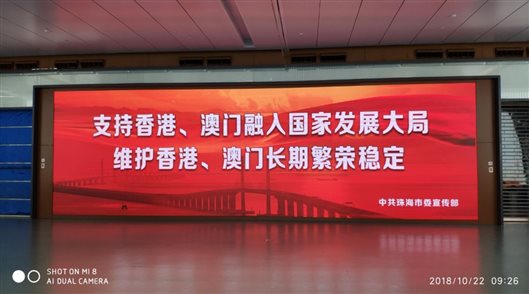 25172536604 https://r.sinaimg.cn/large/article/19a9fbdce47e0089804963899edd06c7